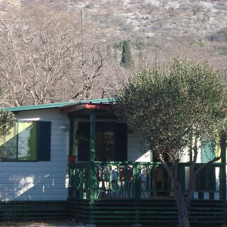 Mobile Homes Vila Punta Šibuljina Kültér fotó