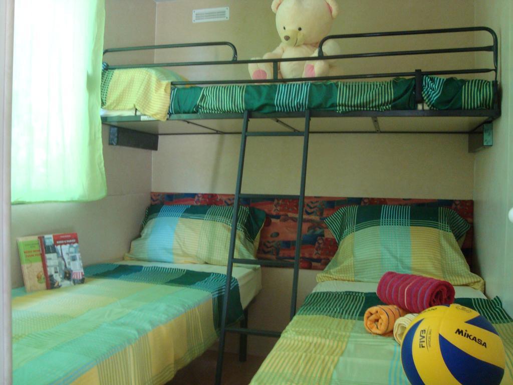 Mobile Homes Vila Punta Šibuljina Kültér fotó